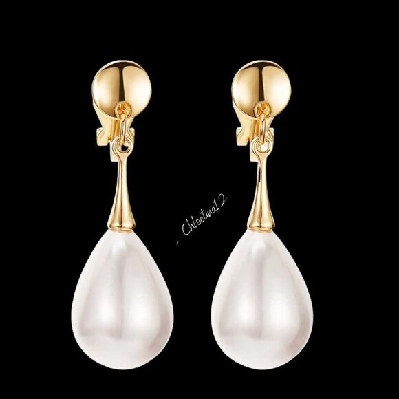 NEW Clip On Pearl Teardrop Earrings - Picture 1 of 9